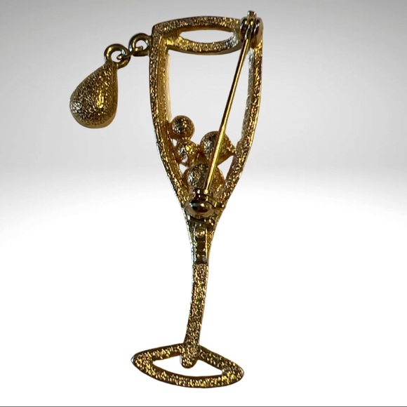 Lianna, Inc. marked ©LIA Champagne Glass Brooch with Rhinestone Bubbles - Picture 3 of 9